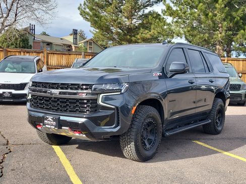 Used 2022 Chevrolet Tahoe Z71 w/ Luxury Package image 4