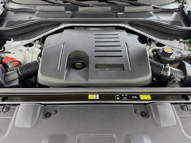 Used 2023 Land Rover Range Rover SE AWD/4WD image 32