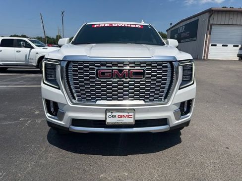 Used 2023 GMC Yukon Denali AWD/4WD image 3