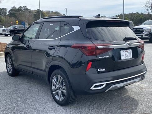 Used 2021 Kia Seltos S FWD image 6