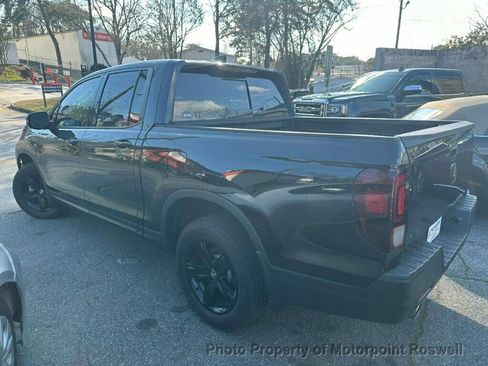 Used 2023 Honda Ridgeline Black Edition image 4