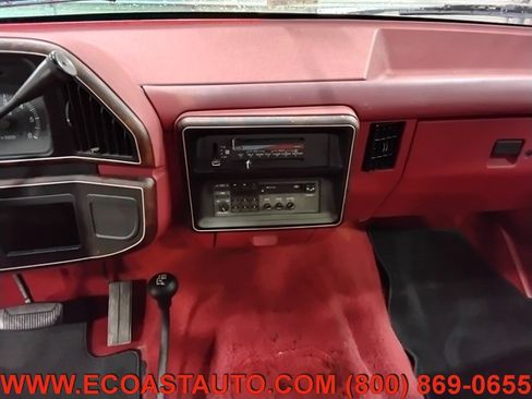 Used 1991 Ford F150 4x4 Regular Cab image 12