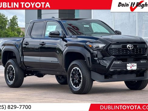 New 2025 Toyota Tacoma TRD Off-Road image 1