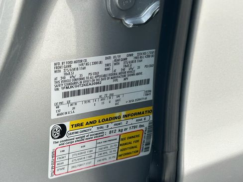 Used 2019 Ford Expedition Max XLT image 26