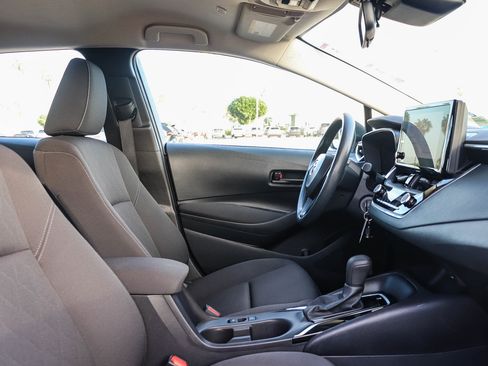 Used 2024 Toyota Corolla LE image 17