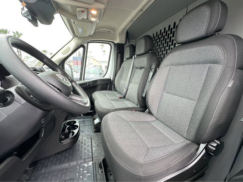 Used 2023 RAM ProMaster 3500 w/ Convenience Group image 8