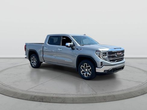 Used 2025 GMC Sierra 1500 SLT AWD/4WD image 2