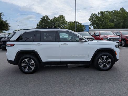 Used 2024 Jeep Grand Cherokee Limited 4xe AWD/4WD image 2