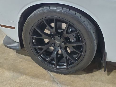 Used 2021 Dodge Challenger R/T Scat Pack w/ Plus Package image 37