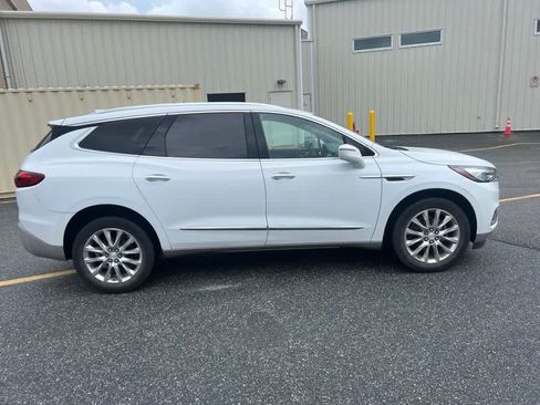 Used 2020 Buick Enclave Premium w/ Surround and Sites Package FWD image 3
