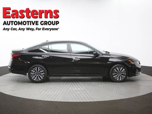 Used 2023 Nissan Altima 2.5 SV w/ SV Premium Package AWD/4WD image 46