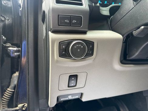 Used 2021 Ford F250 XLT w/ XLT Premium Package AWD/4WD image 15