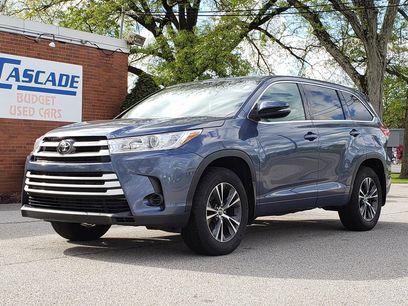 Used 2018 Toyota Highlander LE
