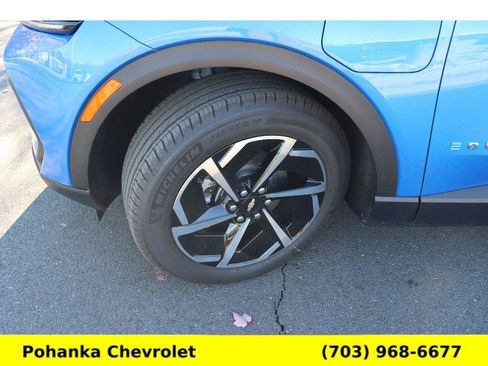 New 2026 Chevrolet Equinox EV LT image 27