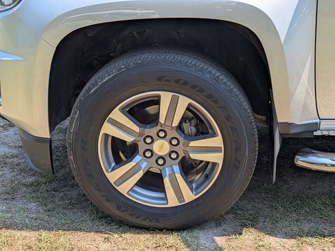 Used 2018 Chevrolet Colorado LT w/ Luxury Package, Chrome AWD/4WD image 12