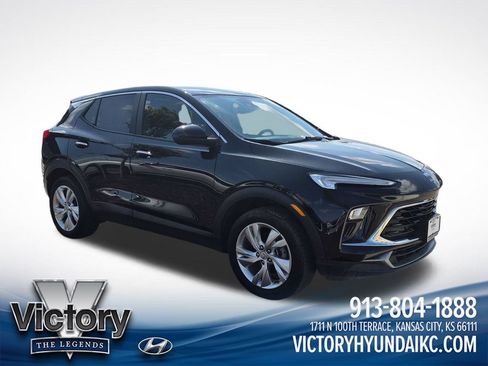 Used 2024 Buick Encore GX Preferred w/ Comfort Package AWD/4WD image 7
