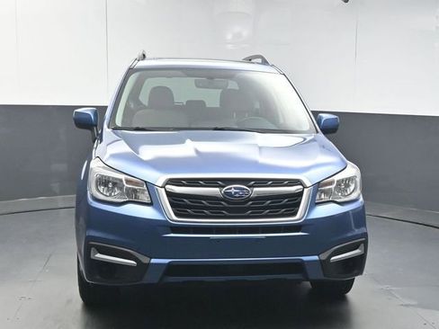Used 2018 Subaru Forester 2.5i Premium w/ All-Weather Package AWD/4WD image 3