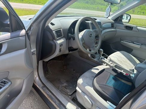 Used 2010 Subaru Forester 2.5X w/ Popular Equipment Group 1A AWD/4WD image 9