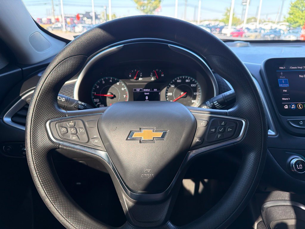 Used 2024 Chevrolet Malibu LT FWD image 18