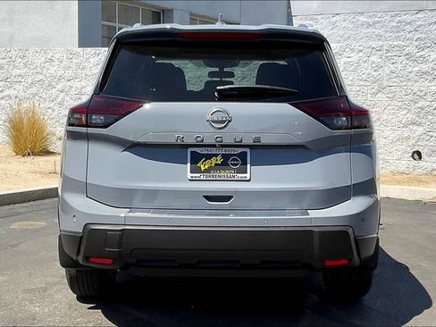 New 2026 Nissan Rogue SV w/ SV Premium Package FWD image 3