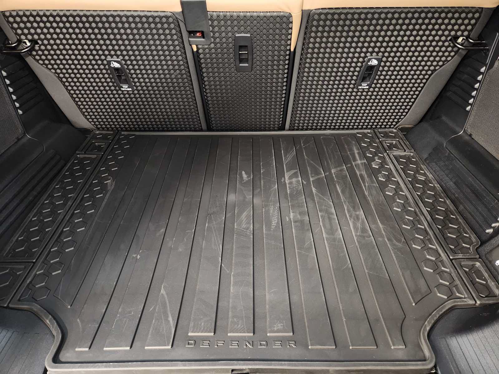 New 2026 Land Rover Defender 110 X-Dynamic SE AWD/4WD image 33