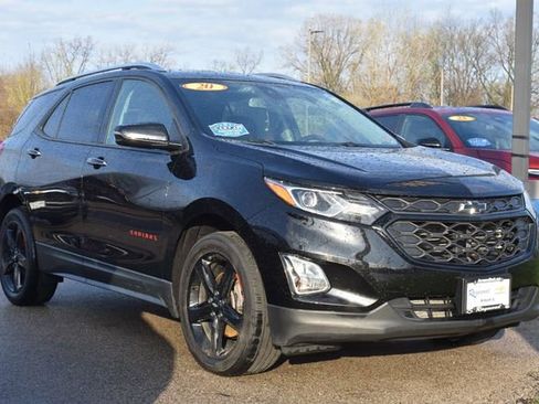 Used 2020 Chevrolet Equinox Premier w/ Premier Redline Edition image 11