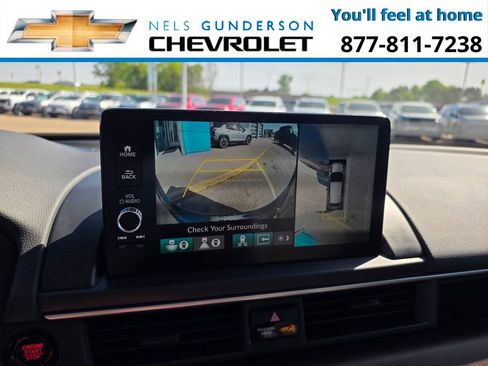 Used 2025 Honda Pilot Elite image 25