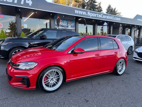 Used 2020 Volkswagen GTI SE image 1