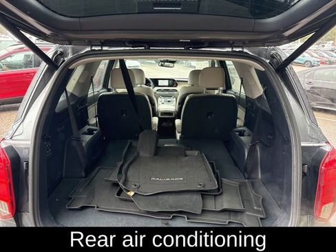Used 2022 Hyundai Palisade Limited image 13