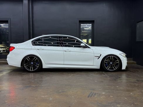 Used 2017 BMW M3 RWD image 9