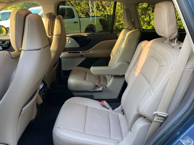 Certified 2021 Lincoln Aviator Reserve w/ Equipment Group 201A AWD/4WD image 9