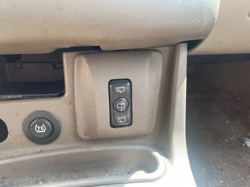 Used 2005 Chevrolet Malibu LS FWD image 12