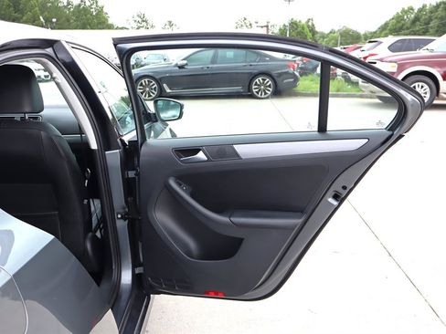 Used 2013 Volkswagen Jetta TDI FWD image 33