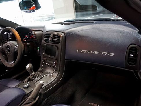 Used 2013 Chevrolet Corvette 427 w/ 1SC Preferred Equipment Group RWD image 36