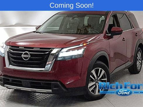Used 2024 Nissan Pathfinder SL w/ Cargo Package AWD/4WD image 6