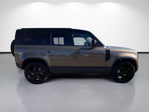 New 2026 Land Rover Defender 110 S image 6