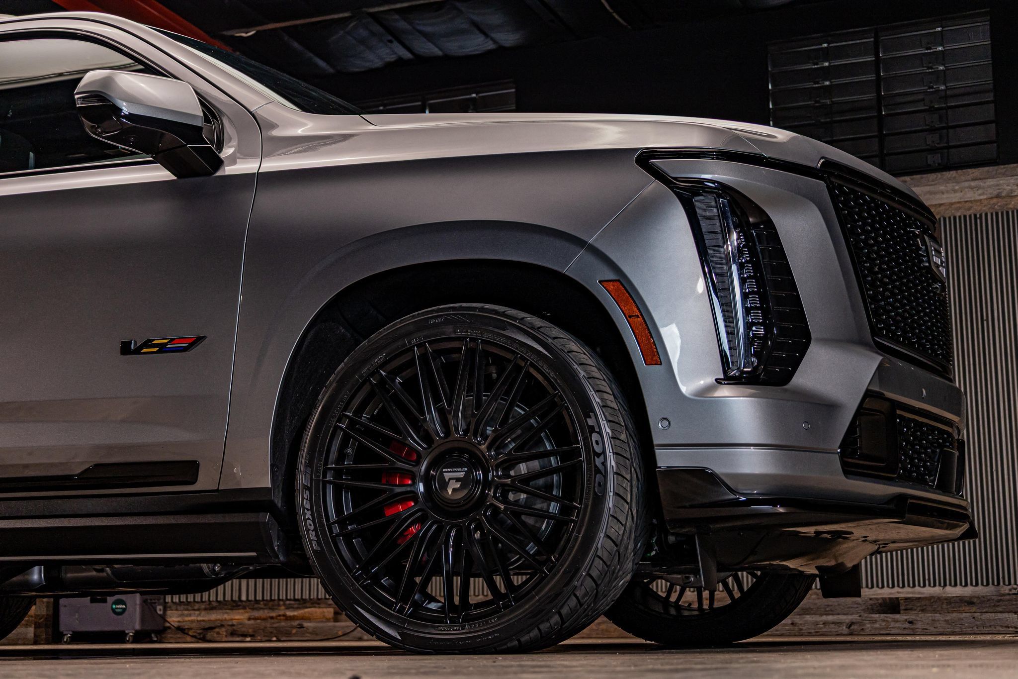Used 2026 Cadillac Escalade V w/ LPO, ONYX Package AWD/4WD image 12