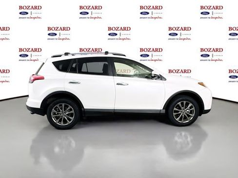 Used 2018 Toyota RAV4 Limited image 9