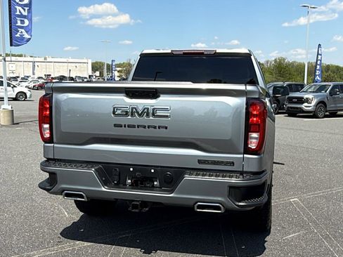 Used 2023 GMC Sierra 1500 Elevation w/ X31 Off-Road Package AWD/4WD image 7