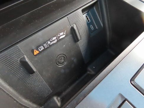 Used 2024 GMC Hummer EV 2X w/ Extreme Off-Road Package image 34