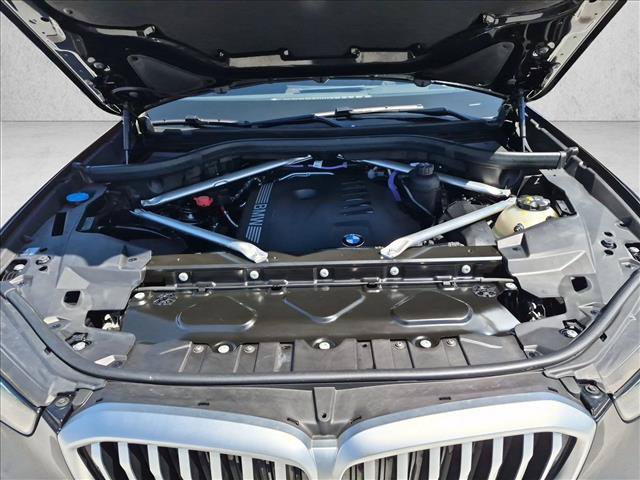 Used 2026 BMW X5 sDrive40i w/ Climate Comfort Package RWD image 25
