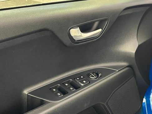 Used 2023 Kia Rio S w/ Technology Package image 19