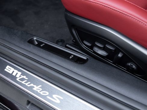 Certified 2025 Porsche 911 Turbo S AWD/4WD image 22
