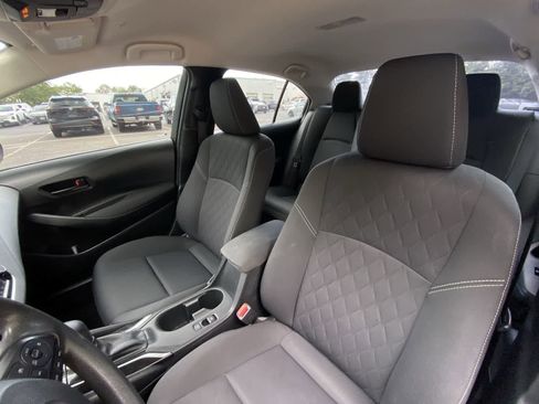 Used 2023 Toyota Corolla LE FWD image 20