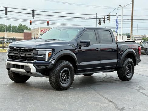 Used 2025 Ford F150 Raptor AWD/4WD image 8