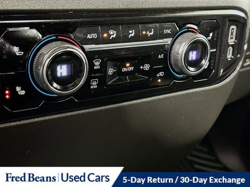 Used 2022 Chevrolet Silverado 1500 LT image 18