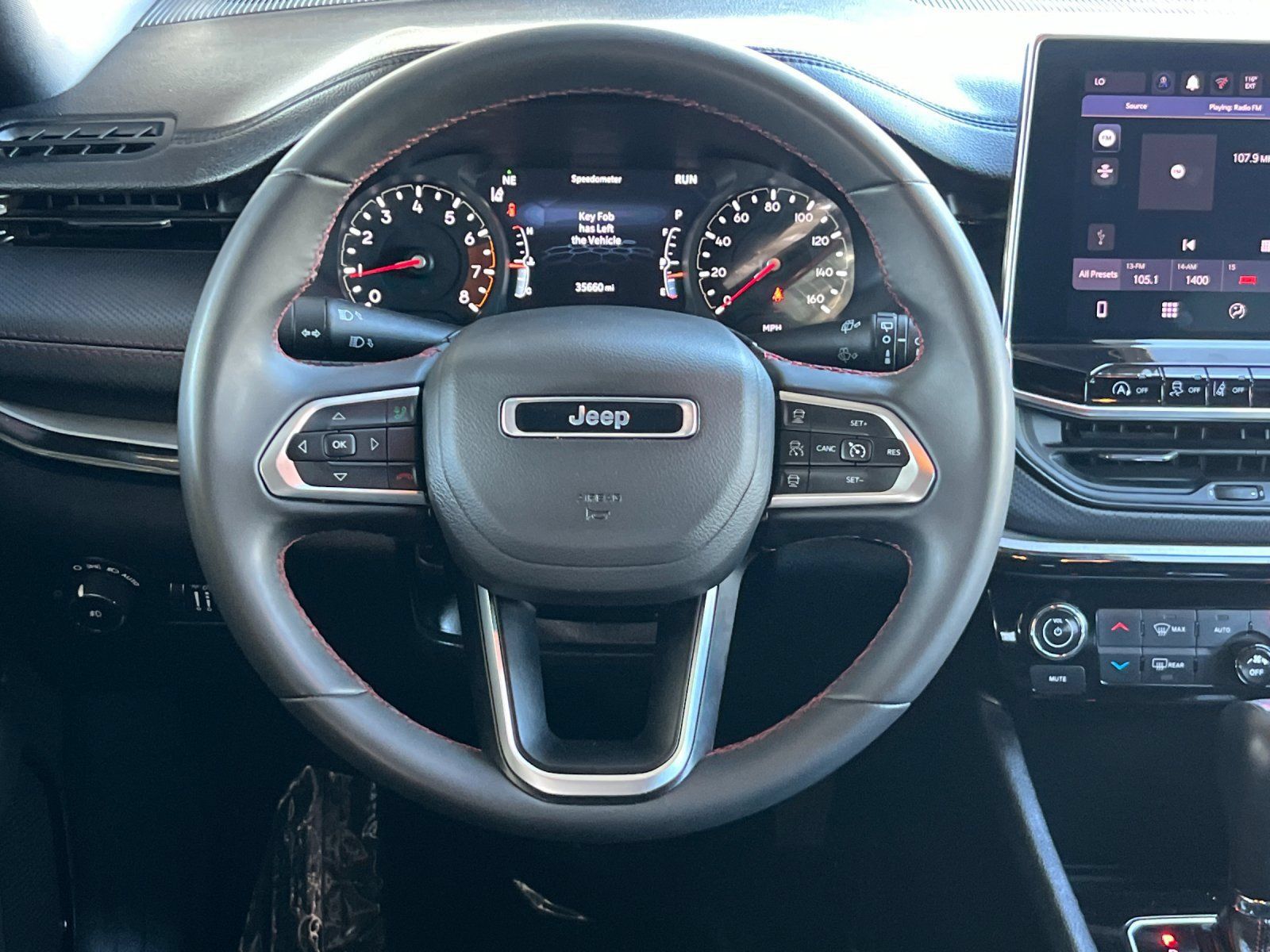 Used 2025 Jeep Compass Trailhawk AWD/4WD image 13