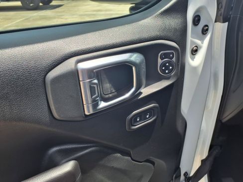 Used 2021 Jeep Wrangler Unlimited Sport AWD/4WD image 14