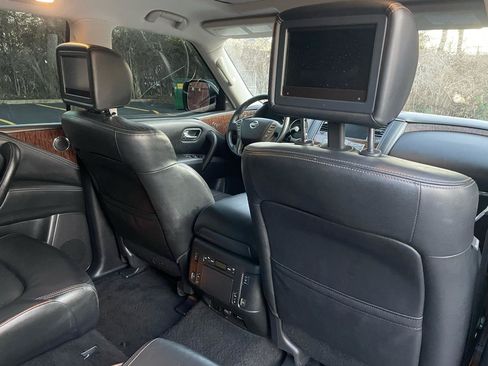 Used 2019 Nissan Armada Platinum w/ Captain's Chairs Package image 23