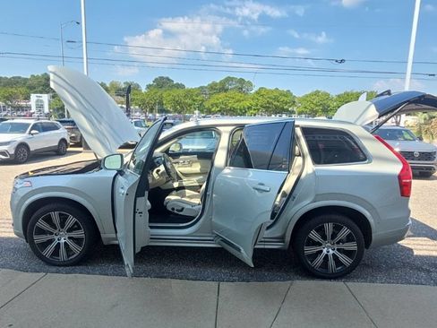 Used 2022 Volvo XC90 T6 Inscription AWD/4WD image 14